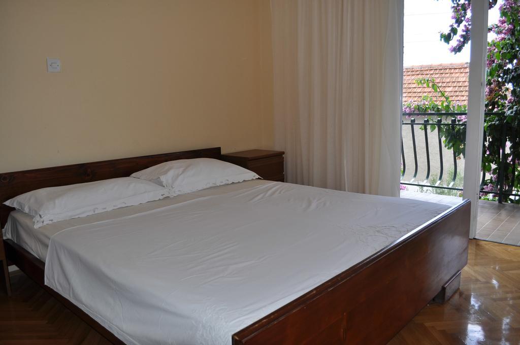 Apartments Petar Maksan Pakoštane Cameră foto