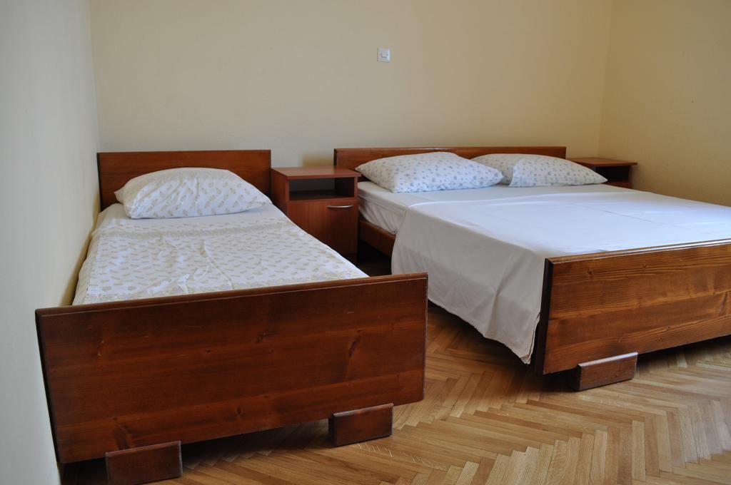 Apartments Petar Maksan Pakoštane Cameră foto